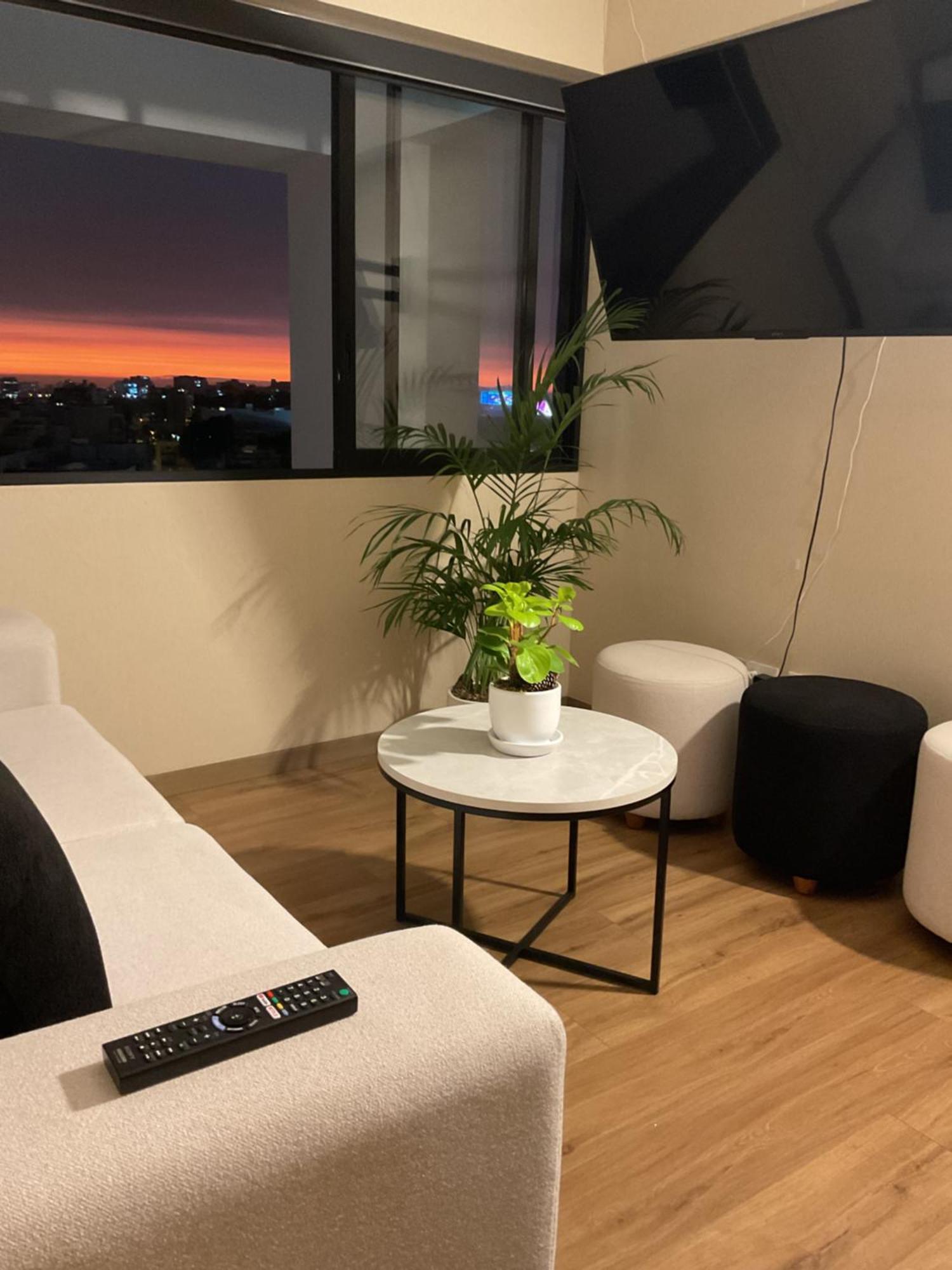 Privada Con Bano Exclusivo Cerca A Chacarilla De Surco